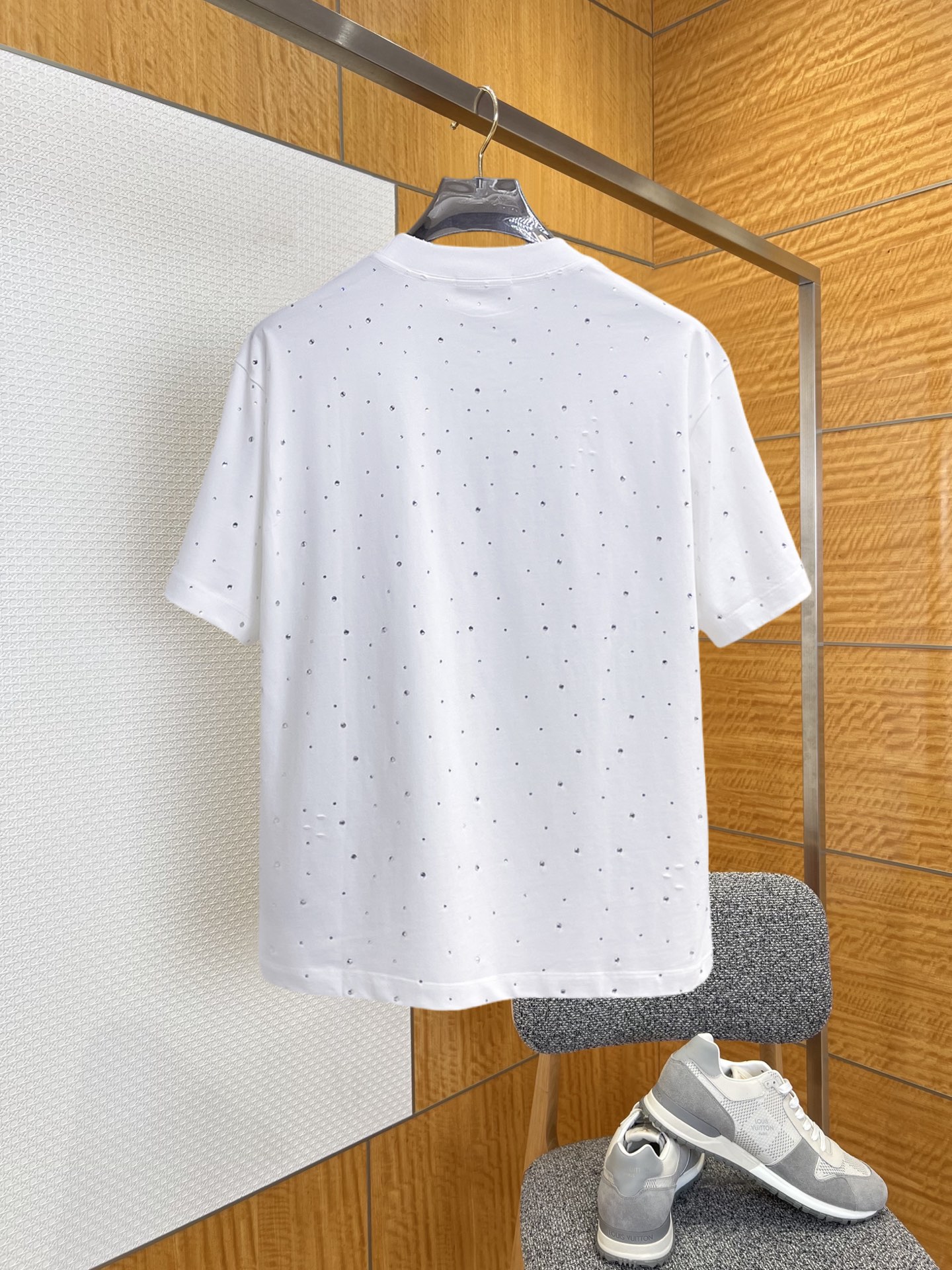 short sleeves